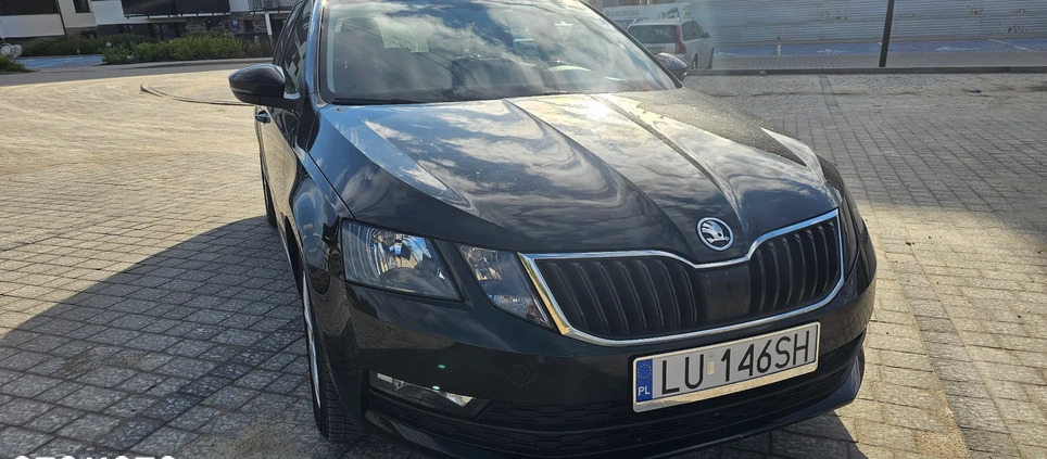 Skoda Octavia cena 45900 przebieg: 237000, rok produkcji 2017 z Lublin małe 232